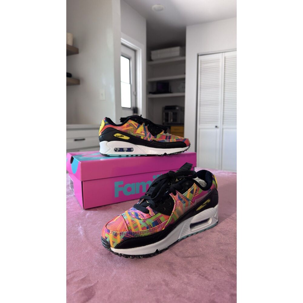 NIKE AIR MAX 90 / LHM